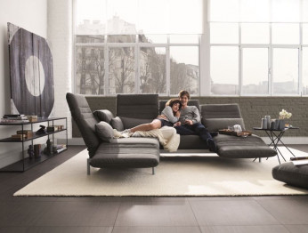 Modernes Sofa mit vielen Funktionen: ROLF BENZ Plura