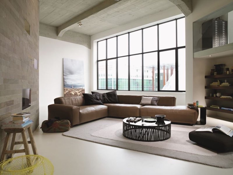 Bilder an die Wand lehnenEs ist mehr als ein Sofa... es ist ein Teil Deines Lebens: ROLF BENZ Mio